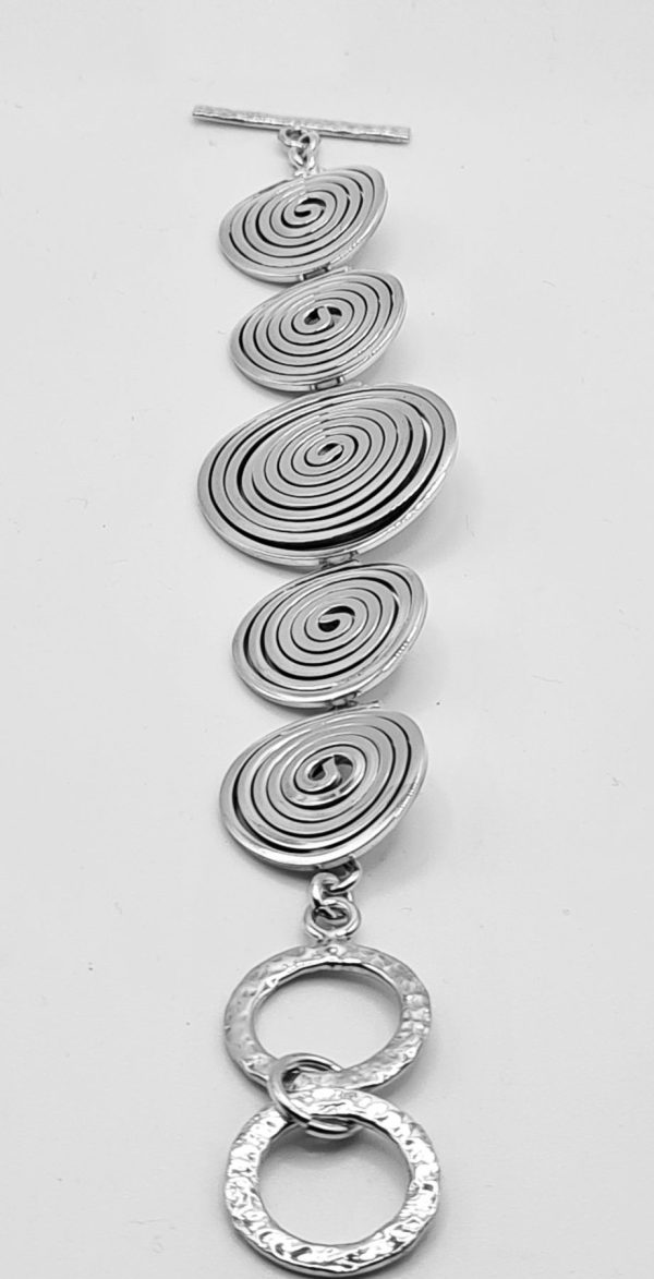 Twirl Disc Bracelet
