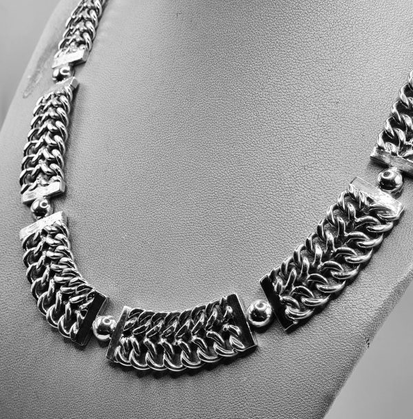 Woven Gated Necklace
