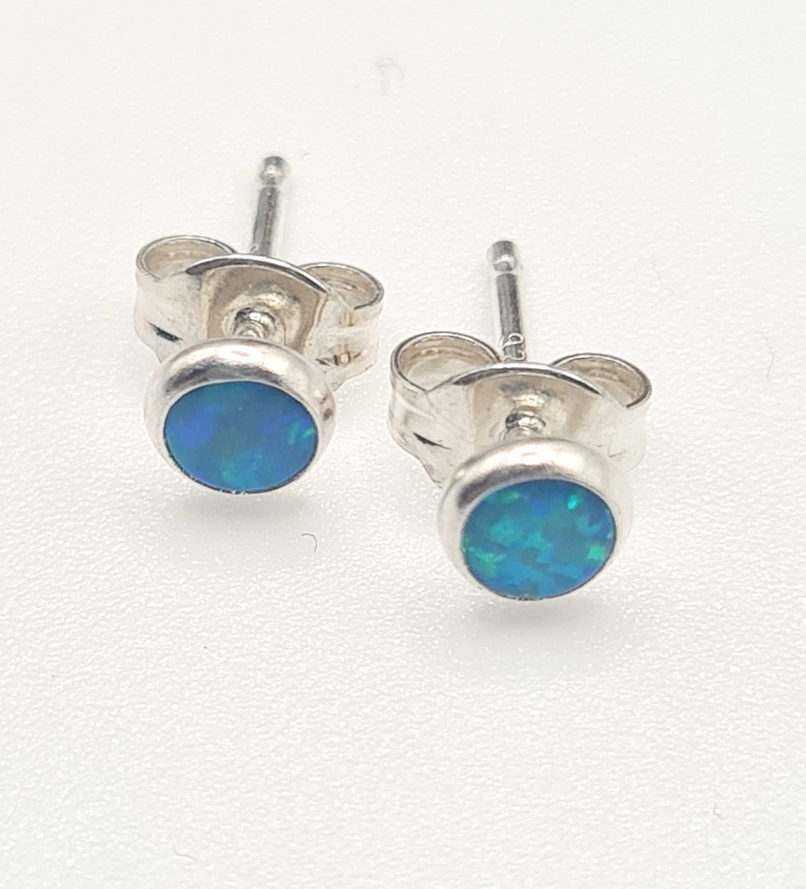 925 Sterling Silver Platinum-Plated Opal Round Stud Earrings main image 0