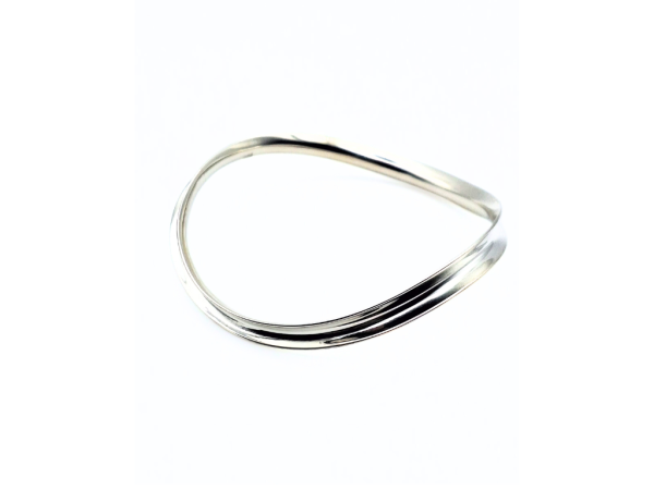 Concave Polished Bangle