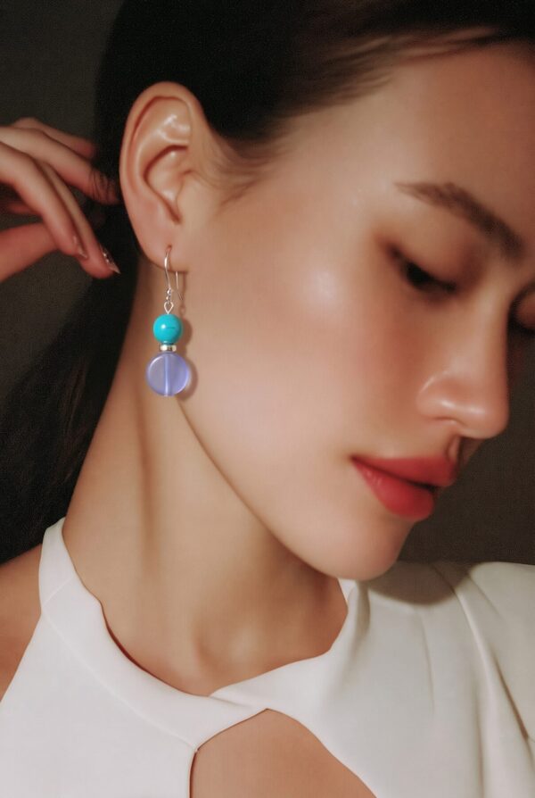 Elegant Turquoise Disc Drop Earrings